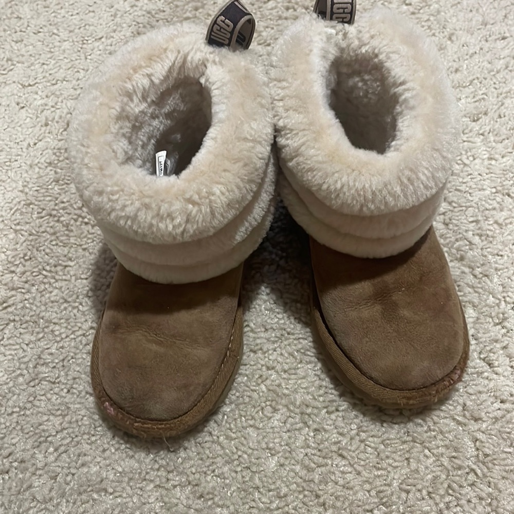 Ugg toddler size 10 girls good used condition